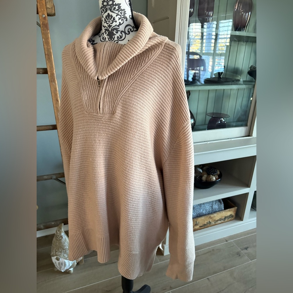 Cozy Tan Women's Sweater size 3X - Picture 4 of 7